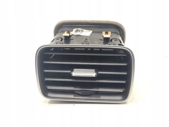 OEM LORK-1685-1000016511 A1678301500 РЕШІТКА ВЕНТИЛЯЦІЙНА ПРАВА ПЕРЕДНЯ MERCEDES GLE A1678301500 SUV