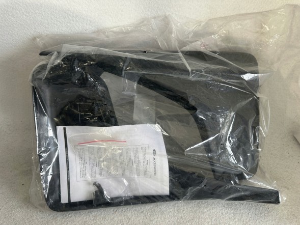 Land Rover OE Бризковики задні FREELANDER, пара, ОРИГІНАЛ LR003322