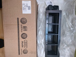 Audi OE 4L1857069 Двигун заслінки обігрівача 4f0820511b audi q7