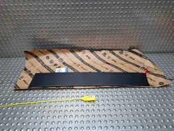 Chrysler OE НАКЛАДКА ДВЕРЕЙ ЗАДНІХ ПРАВИХ CHRYSLER VOYAGER LANCIA 11- 05020664AD