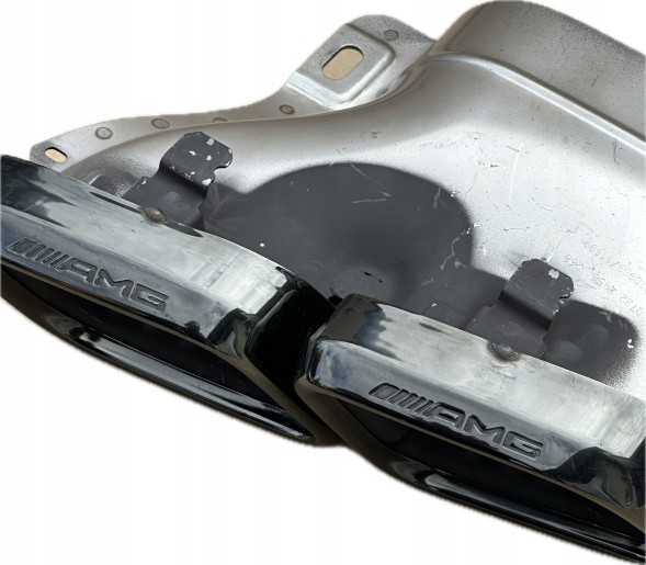 Mercedes-Benz OE OSLONA KONCOWKA RURY PRAWA MERCEDES AMG GT W192 C W205 W206 SL R232 GLC 253 254 0004903100 OE 63 АМГ КОНЦОВКА ТРУБИ ПРАВА MERCEDES AMG GT W192 C W205 W206 0004903100 OE