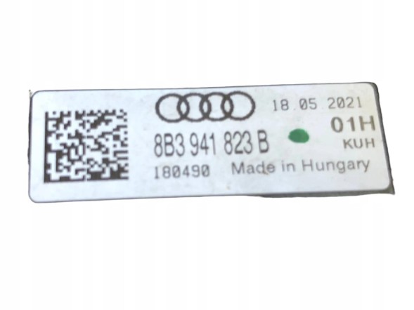 Audi OE AUDI A4 B8 ЕЛЕКТРИЧНА КОРОБКА 8B3941823B