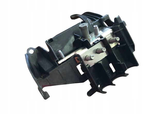 Audi OE AUDI A4 B8 ЕЛЕКТРИЧНА КОРОБКА 8B3941823B