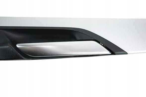 BMW OE 51417399580 Планка декоративна права BMW F48