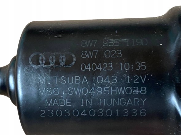 Audi OE 8W7955119D AUDI A5 8W7 СКЛООЧИСНИК