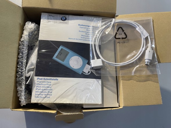 BMW OE 65410404761 Комплект дооборудування для підключення IPOD BMW E81 E82 E87