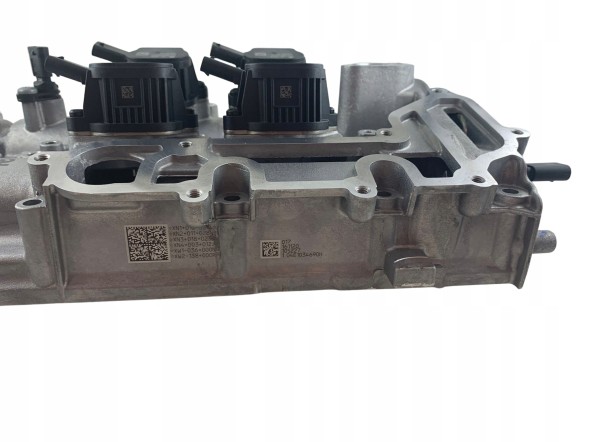 Volkswagen OE 04E103469DH Кришка головки блоку циліндрів з розподільними валами Volkswagen OE для бензинового двигуна