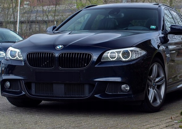 Polcar GRBM201905 Гриль нирки чорний глянець BMW F10 F11 M-ПАКЕТ