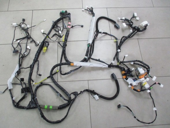 Fiat OE NC4D-67-050B spider 124 instalacja wnętrza 124 spider MX-5 балка внутрішньої установки
