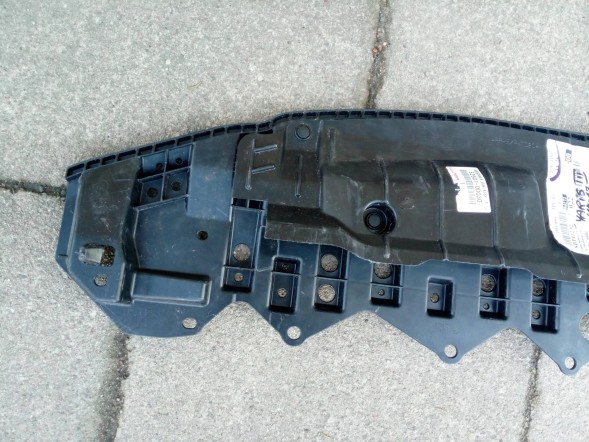 Toyota OE 52618-0D030 52601-0D030 НАКЛАДКА НА БАМПЕР TOYOTA YARIS III ORYG. *