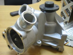 HEPU P196 Водяний насос hepu p196 p195 mercedes w140 s320 300se s280