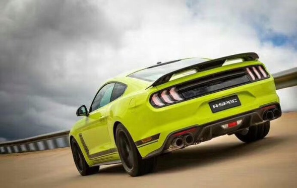 Mp Concepts JGD-MU15-RSGT500GB Спойлер льотка глянець MACH1 FORD MUSTANG 2015-2020