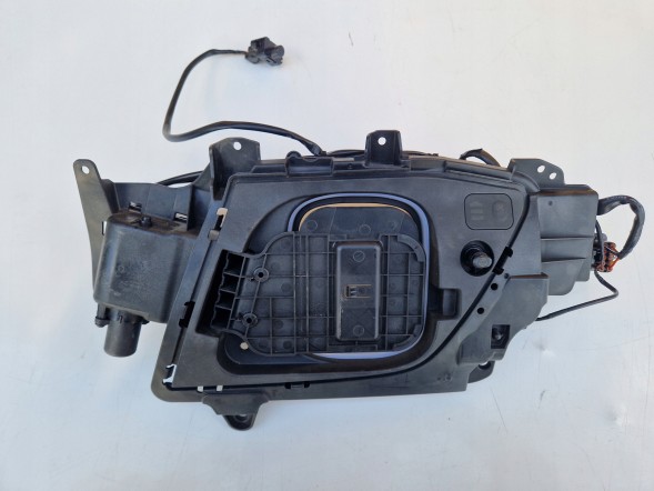 Hyundai OE PORT GNIAZDO ŁADOWANIA HYUNDAI KONA EV 2018-2020 Розкладачка розетка для зарядки Hyundai Kona Electric EV 18-20 OE 86340-K4000 НОВА