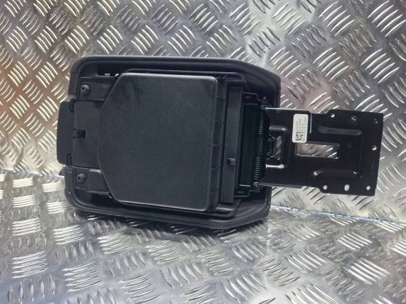 Jeep OE Підлокітник Jeep Wrangler JL Gladiator JT 18-24 чорний Mopar 6AC671R3AG