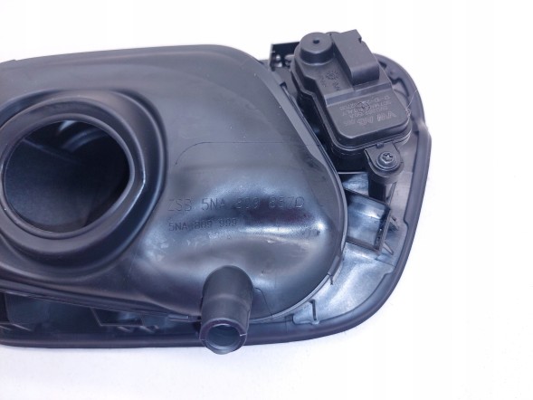 Volkswagen OE VW TIGUAN II 5NA KLAPKA WLEW PALIWA 5NA809857D GTECH4374 VW TIGUAN II 5НА РОЗКЛАДАЧКА ЗАЛИВКА ПАЛИВА 5NA809857D