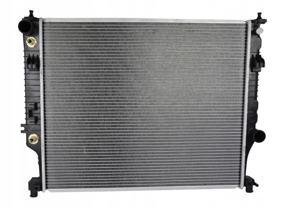 Thermotec D7M068TT Радіатор mercedes m-class w164 ml 63 amg 4-matic