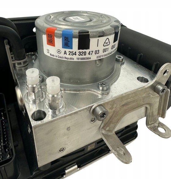 Mercedes-Benz OE Компресор пневмопідвіски Airmatic Mercedes A2069010708 A2543204703