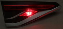 MHM 81C787CE1 + 81C788CE1 Світлодіодний салонний ліхтар зад Toyota Corolla XI 12 e21 седан 2018-2023 комплект