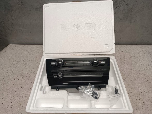 BMW OE 9388808 Панель кондиціонування повітря BMW X5 F15 F16