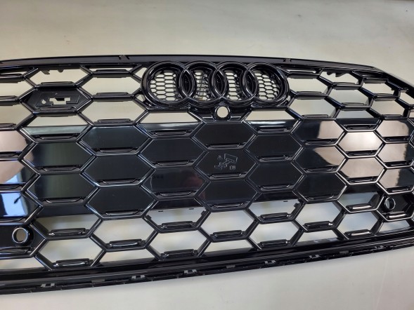 Audi OE 8W0853651BQ/BN Решітка радіатора AUDI S4 B9 8W LIFT S-Line BLACK нова Оригінал OEM