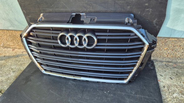 Audi OE GRILL AUDI A3 8V LIFT 2016-2020 Решітка радіатора РЕШІТКА Audi A3 8V LIFT 16-20 OE 8V5853651M ОРИГ. НОВИНКА!
