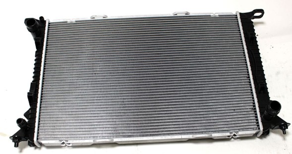 Loro 8K0.121.251 H Новий охолоджувач води audi a6 c7 11- 3,0