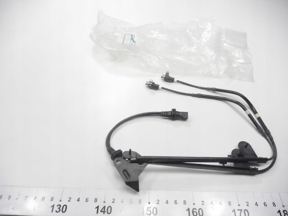Ford OE Датчик швидкості ABS задній Ford Escort 95-99 OE 1011582