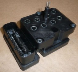 Renault OE 478500001R 478500002R ГАЛЬМІВНИЙ НАСОС ABS RENAULT 478500002Р