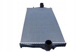 Maxgear AC630037 Охолоджувач повітря інтеркулер ac630037 maxgear