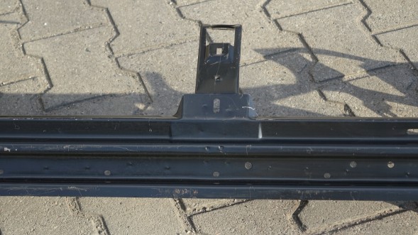 Китай 602404 ПЕРЕДНІ РЕМІСНІ СКЛА RENAULT LAGUNA 93-