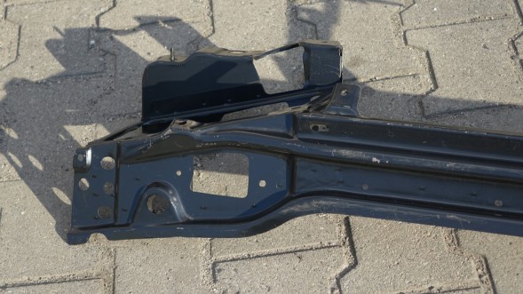 Китай 602404 ПЕРЕДНІ РЕМІСНІ СКЛА RENAULT LAGUNA 93-