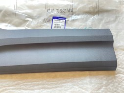 Volvo OE 32409187 32409193 listwa w drzwi prawy prawa prawe prawego prawej błotnika tył tyłu tylny bok boczna lewych tylnych nakładka osłona НОВА ОРИГІНАЛЬНА БІЧНА ПЛАНКА ДВЕРЕЙ VOLVO XC40 2018- ПРАВА ЗАДНЯ RH R