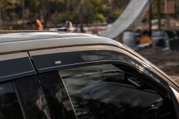 Китай 2867004 Вітровики бічних вікон (передні та задні) RAM 1500, RAM 2500, RAM 3500