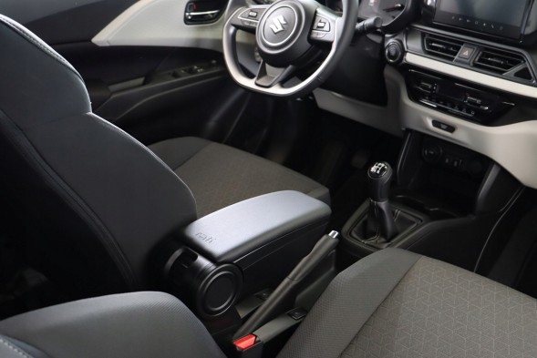 Rati C06794A Підлокітник Armster 3, Suzuki Swift, 2024- ,