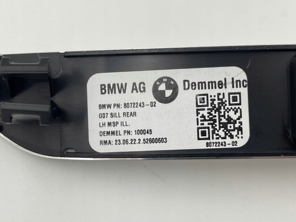 BMW OE KKDA BMW G05 G06 G07 LISTWY NAKŁADKI PROGOWE M-PAKIET PODŚWIETLANE 5A60665 BMW G05 G06 G07 НАКЛАДКИ НА ПОРОГИ M-PAKET З ПІДСВІТКОЮ 5A60665