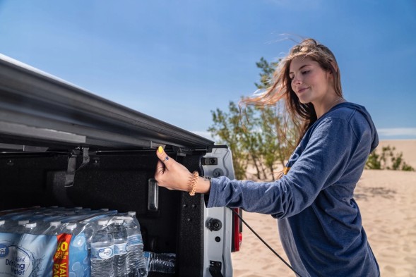 Китай 448701 Жорсткий складаний ролетний чохол для кузова BAKFlip MX4 для Jeep Gladiator 2020-