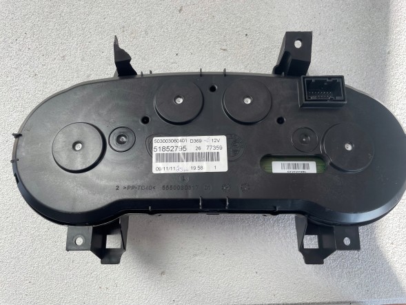 Fiat OE ЛІЧИЛЬНИК ГОДИННИКІВ FIAT GRANDE PUNTO EVO 51852795 EU