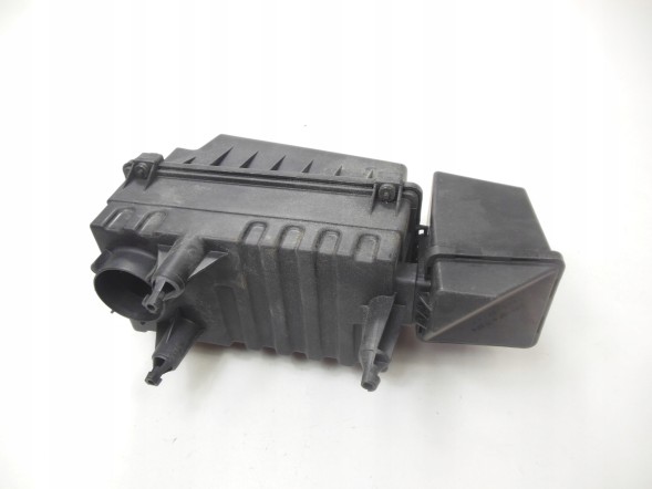 Ford OE Корпус повітряного фільтра Ford Focus 1998-2005 (CAK) OE 1133899