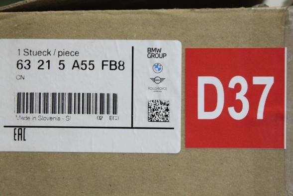 BMW OE 5A55FB8 63215A55FB8 #D37 НОВА ОРИГІНАЛЬНА ЗАДНЯ LED ФАРА ВИСОКА ПРАВА В КРИЛО ЄВРОПА BMW F40