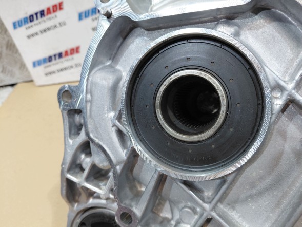 BMW OE BMW 7889767 9847756 BMW G05 G06 G07 G14 F90 G80 РЕДУКТОР РОЗДІЛЮВАЛЬНОЇ КОРОБКИ ATC13-2 7889767