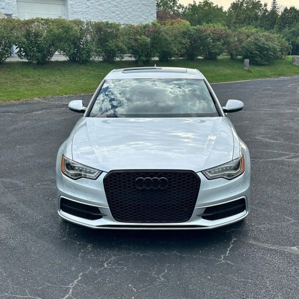 Китай AUDI A6 C7 GRIL ATRAPA CHŁODNICY PLASTER MIODU PRZE LCI 10-14 CZARNY POŁYSK Решітка радіатора Audi A6 C7 2010-2014 чорний глянець стільники