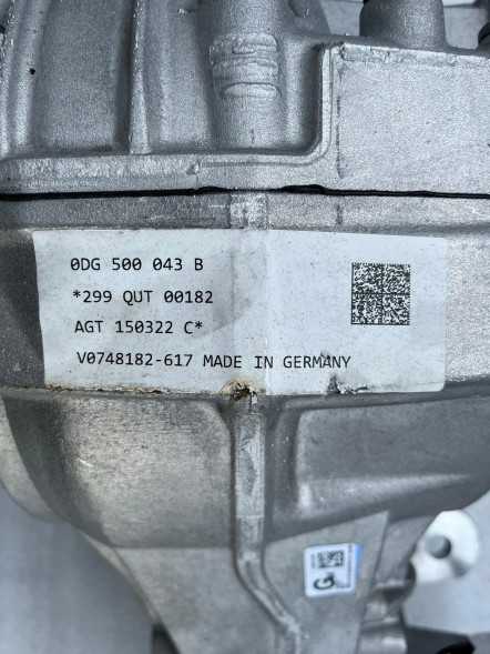 Volkswagen OE Задній міст 0DG500043B Audi Q7 Q8