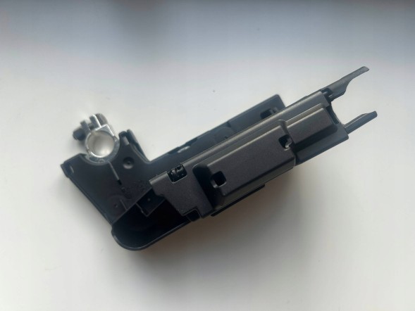Audi OE 8W0915459N AUDI A4 RS4 A5 RS5 B9 16-24 КЛЕМА АКУМУЛЯТОРА ЗАПОБІЖНИК З ЗАПОБІЖНИКОМ ОРИГІНАЛ 8W0 OE