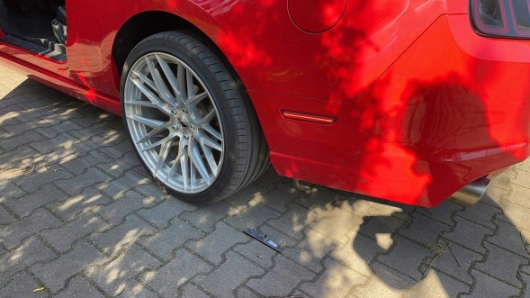 FP FP-170702 Димові маркери Ford Mustang 2010-2014, світлодіодні контури спереду + ззаду