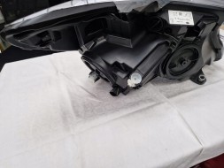 Hella 1EL 011 284-871 Лампа передня ліва mercedes benz vito w447 2014- el 011 284-871