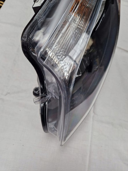 Hella 1EL 011 284-871 Лампа передня ліва mercedes benz vito w447 2014- el 011 284-871