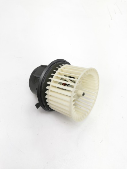 Ford OE 4041956 Повітродувка вентилятор ford transit 2000- oe 4041956