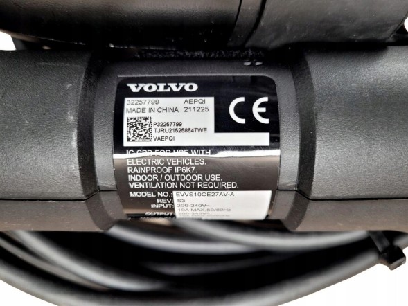 Volvo OE 32257799 VOLVO S60 V60 S90 V90 C40 XC40 XC60 XC90 II EX90 зарядний кабель Mode 2 OE