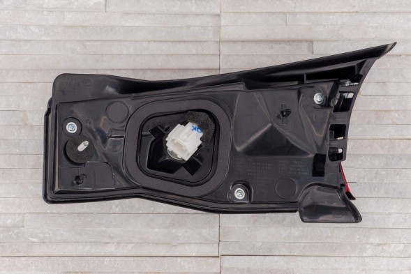 Венера ЛТД KB8A513G0B Світлодіодна фара задньої кришки багажника mazda cx-5 ii kf 2017-2021, ліва, kb8a513g0b