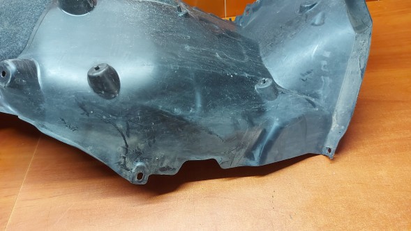 BMW OE 9881716 51759881716 BMW 5 G60 G61 НАКЛАДКА КОЛІСНОЇ АРКИ ПРАВА ПЕРЕДНЯ BMW 5 G60 G61 23-